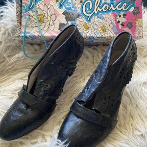 Irregular Choice Bootie Ankle Boots 7.5 38.5